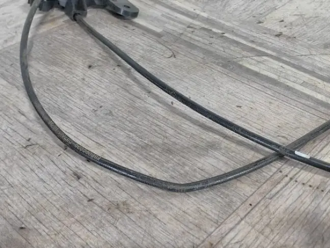 Трос капота Range Rover 3 L322 02-12