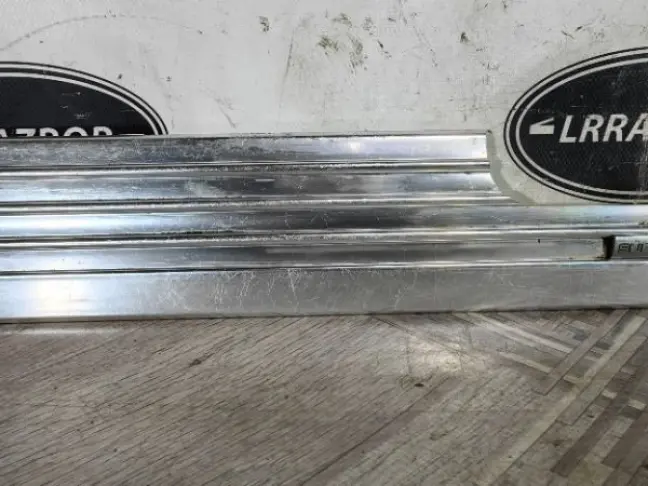 Молдинг порогов салонный Range Rover L322: фото #2