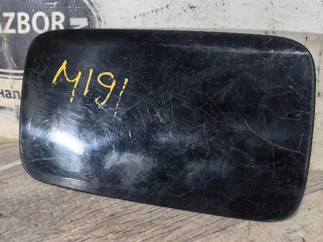 Лючок бензобака Range Rover 3 L322 2009-2012