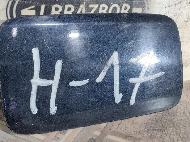 Лючок бензобака Range Rover 3 L322 2009-2012: фото #2