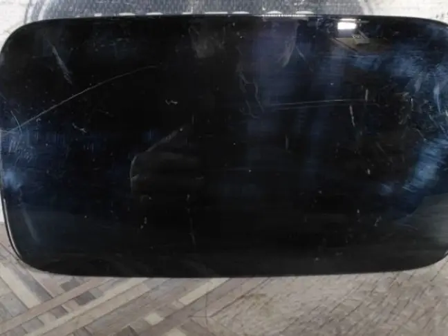 Лючок бензобака Range Rover 3 L322 2009-2012: фото #1