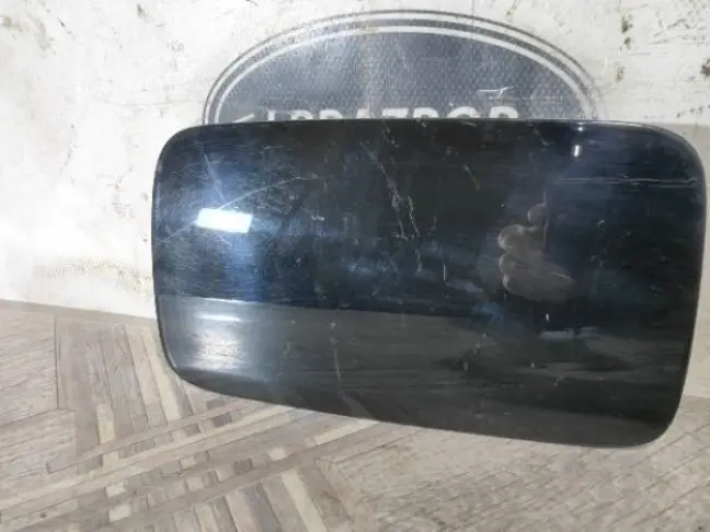 Лючок бензобака Range Rover 3 L322 2009-2012: фото #3