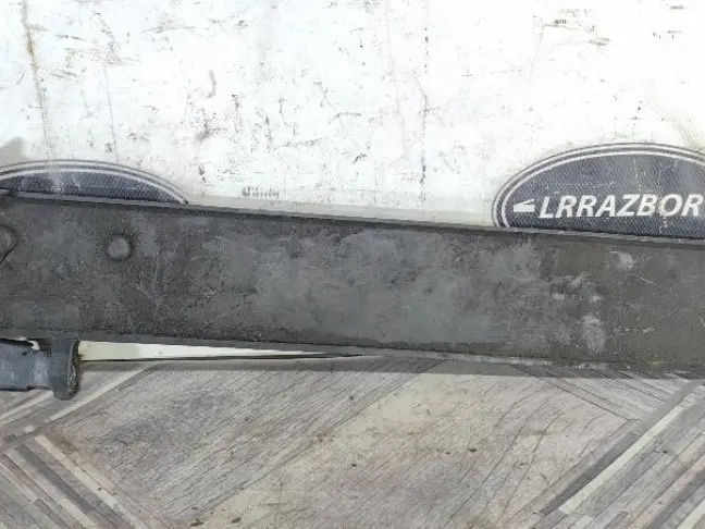 Кронштейн радиатора Range Rover 3 L322 4.4 448DT: фото #1