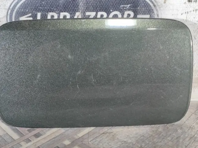 Лючок бензобака Range Rover 3 L322 2009-2012: фото #1