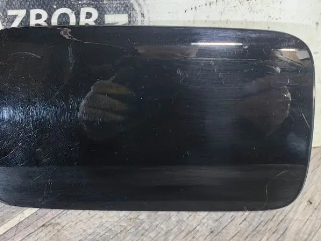 Лючок бензобака Range Rover 3 L322 2009-2012: фото #1