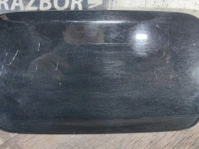 Лючок бензобака Range Rover 3 L322 2009-2012: фото #1