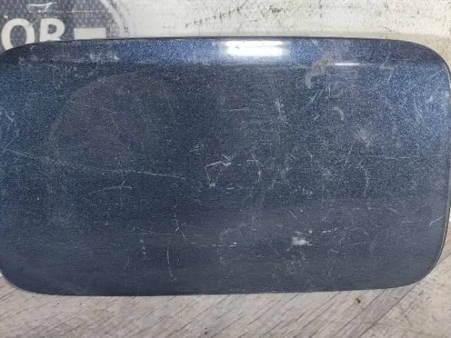 Лючок бензобака Range Rover 3 L322 2009-2012: фото #1