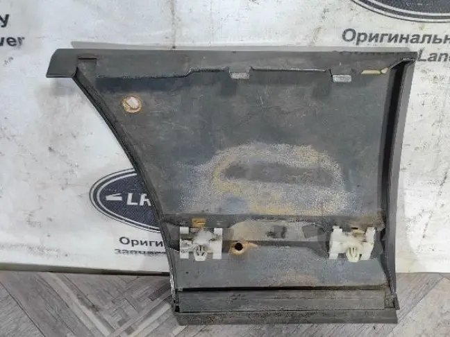 Молдинг переднего правого крыла Range Rover L322