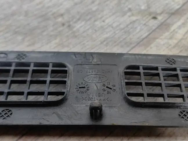 Решетка на впуск Land Rover Range Rover 3 L322 09+: фото #6