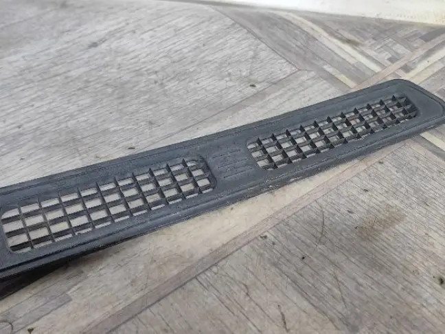 Решетка на впуск Land Rover Range Rover 3 L322 09+: фото #7