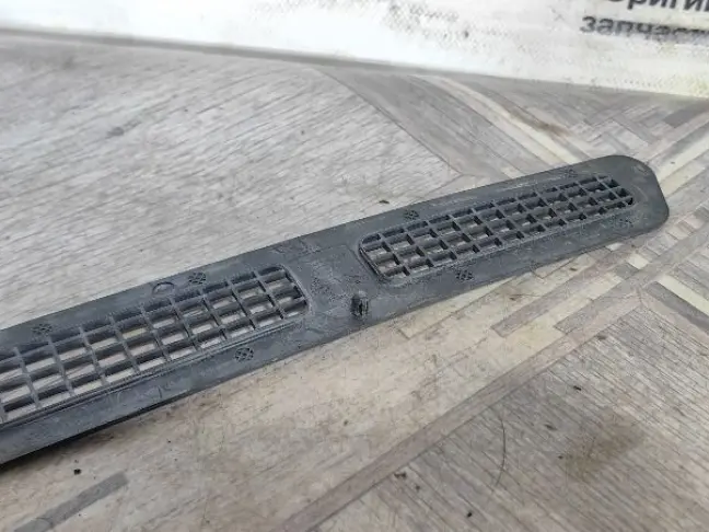 Решетка на впуск Land Rover Range Rover 3 L322 09+: фото #8