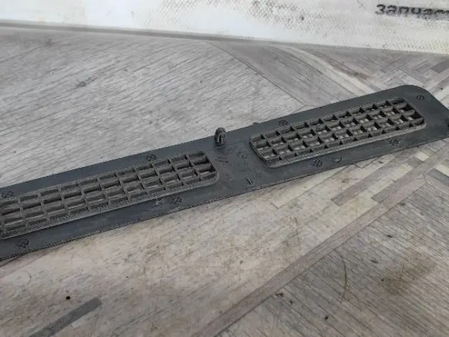 Решетка на впуск Land Rover Range Rover 3 L322 09+: фото #8