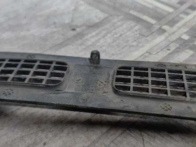 Решетка на впуск Land Rover Range Rover 3 L322 09+: фото #4