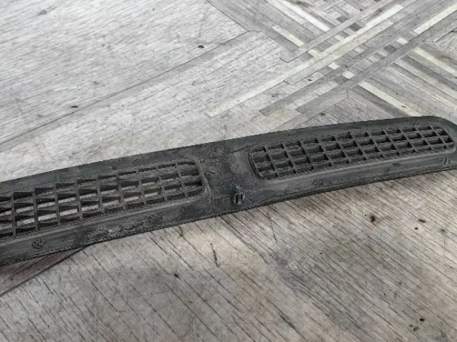 Решетка на впуск Land Rover Range Rover 3 L322 09+: фото #8