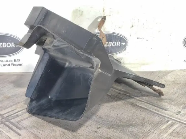 Кронштейн дефлектор радиатора Range Rover L322: фото #6