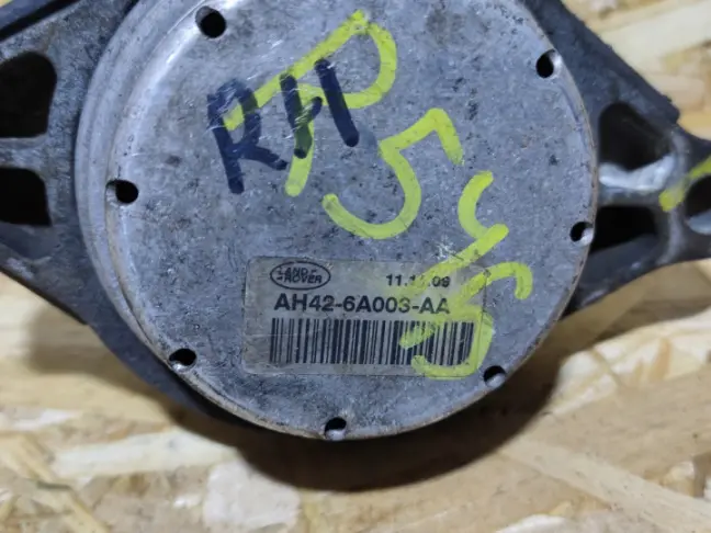 Опора подушка ДВС правая Range Rover 3 L322 5.0: фото #2