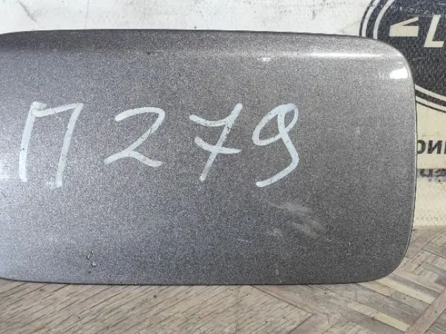 Лючок бензобака Range Rover 3 L322 2009-2012: фото #1