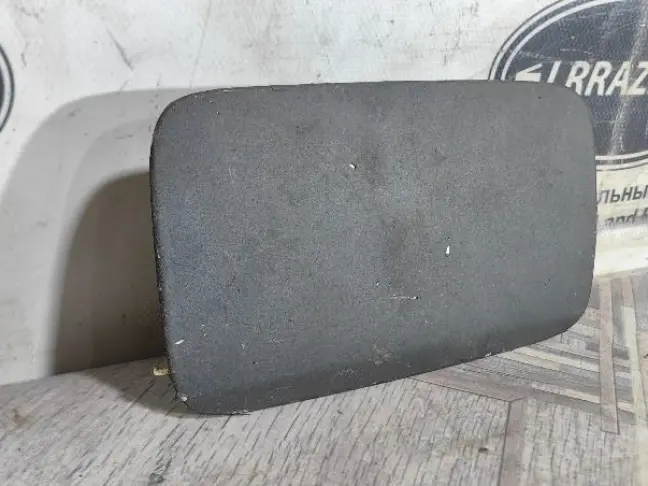 Лючок бензобака Range Rover 3 L322 2009-2012: фото #3