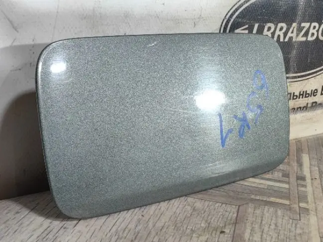 Лючок бензобака Range Rover 3 L322 2009-2012: фото #2