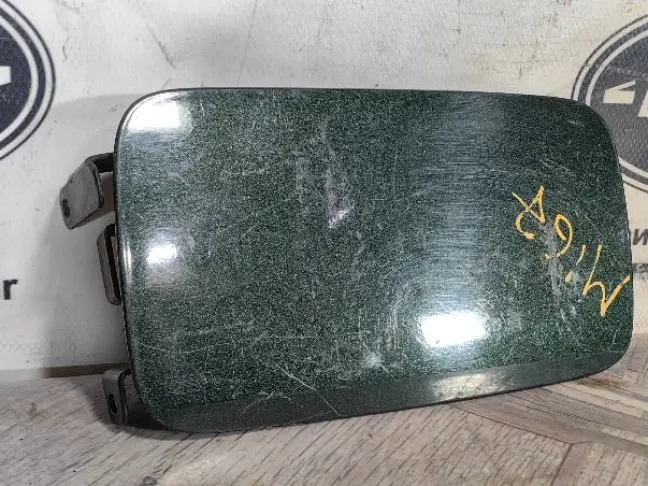 Лючок бензобака Range Rover 3 L322 2009-2012: фото #2