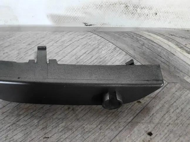 Заглушка очистителя фары L Range Rover L322 02-05