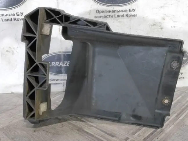 Кронштейн дефлектор радиатора Range Rover L322