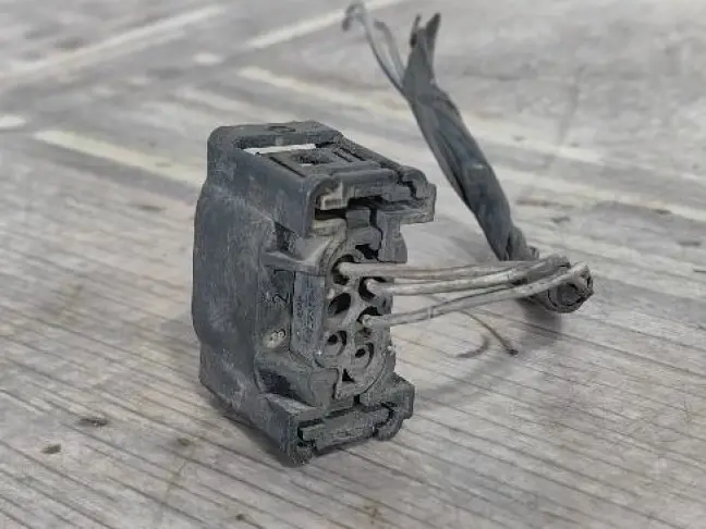 Фишка датчика уровня Range Rover 3 L322 02-12: фото #3