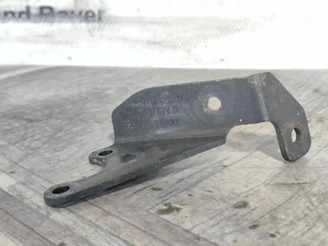 Кронштейн датчика передний лев Range Rover 3 L322: фото #3