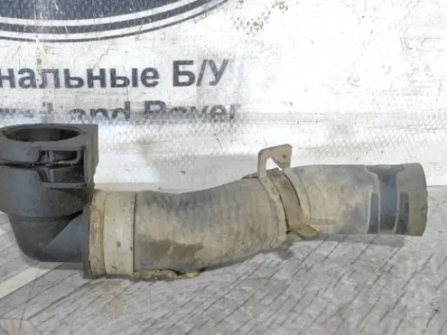 Патрубок системы охлаждения Range Rover L322 02-06: фото #1