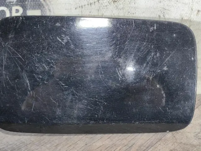 Лючок бензобака Range Rover 3 L322 2009-2012: фото #1