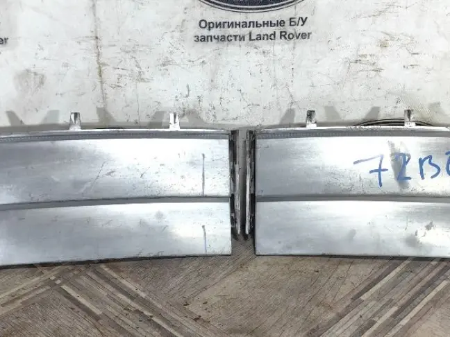 Жабры в крылья комплект Range Rover L322 02-05: фото #1