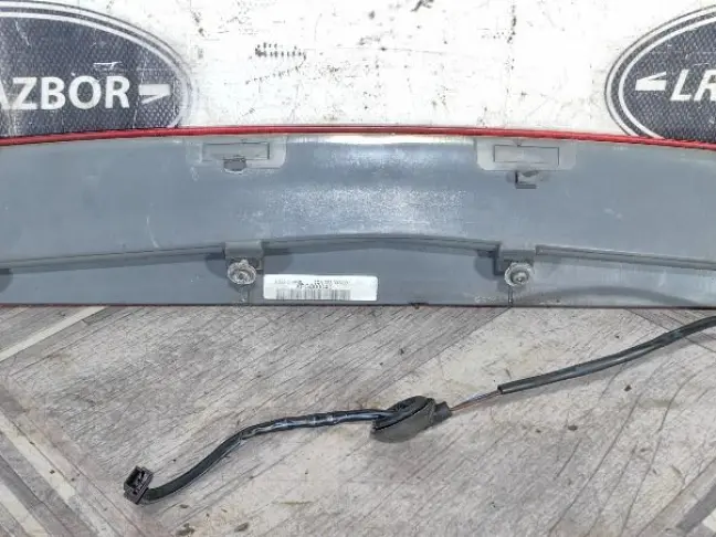 Стоп сигнал дополнительный Range Rover L322 02-12: фото #4