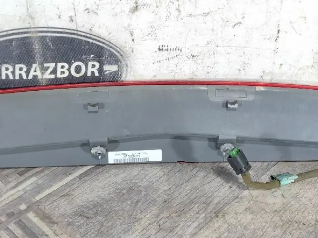 Стоп сигнал дополнительный Range Sport L320 L322: фото #4