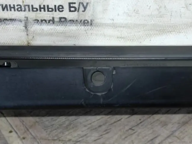 Молдинг стойки стекла правый Range Rover 3 L322: фото #6