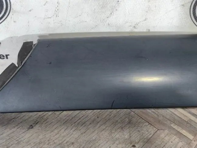 Молдинг стойки стекла правый Range Rover 3 L322: фото #2