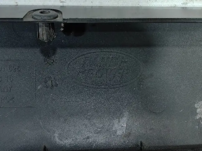 Молдинг стойки левый Range Rover L322 02-12: фото #6