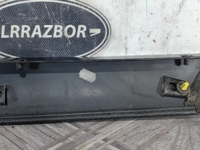 Молдинг стойки левый Range Rover L322 02-12: фото #8