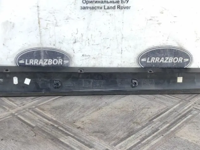 Молдинг стойки левый Range Rover L322 02-12: фото #5