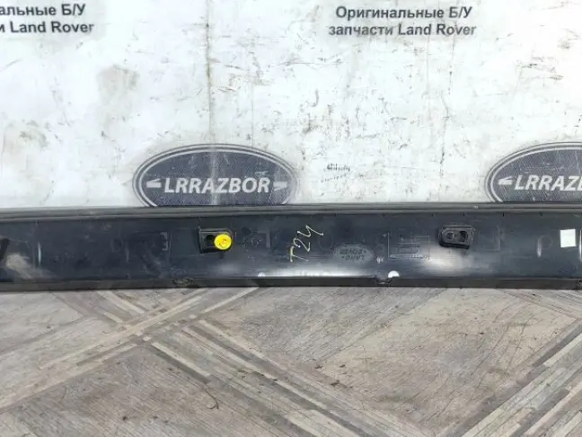Молдинг стойки левый Range Rover L322 02-12: фото #4