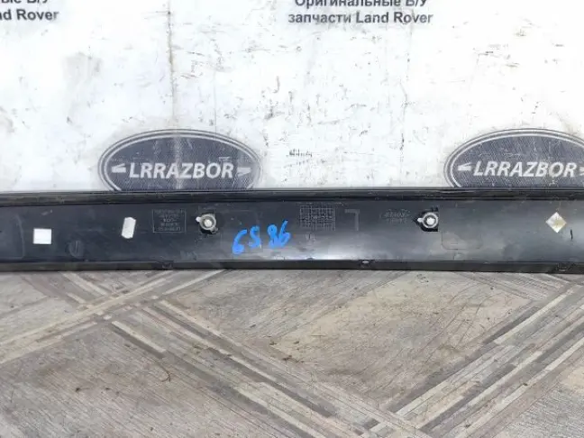 Молдинг стойки левый Range Rover L322 02-12: фото #4
