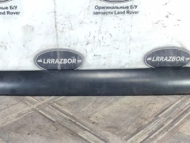 Молдинг стойки левый Range Rover L322 02-12: фото #1