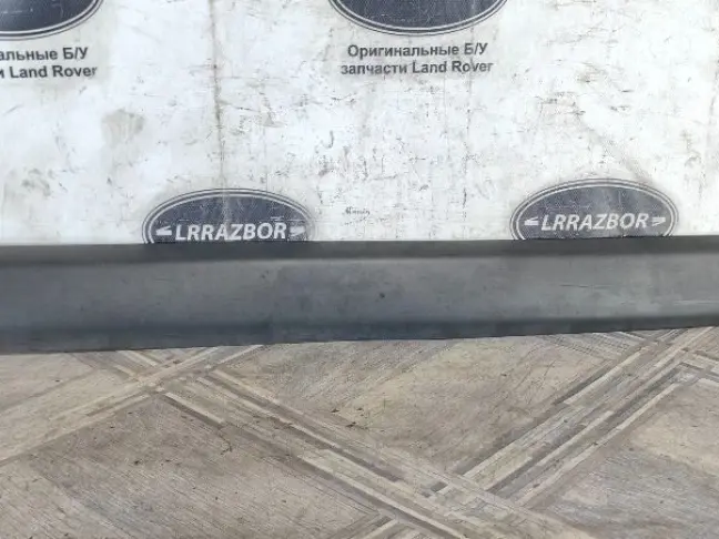 Молдинг двери правый перед Range Rover L322 02-12: фото #1