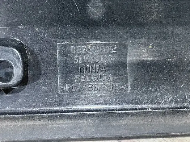 Молдинг стойки левый Range Rover 3 L322 02-12: фото #5