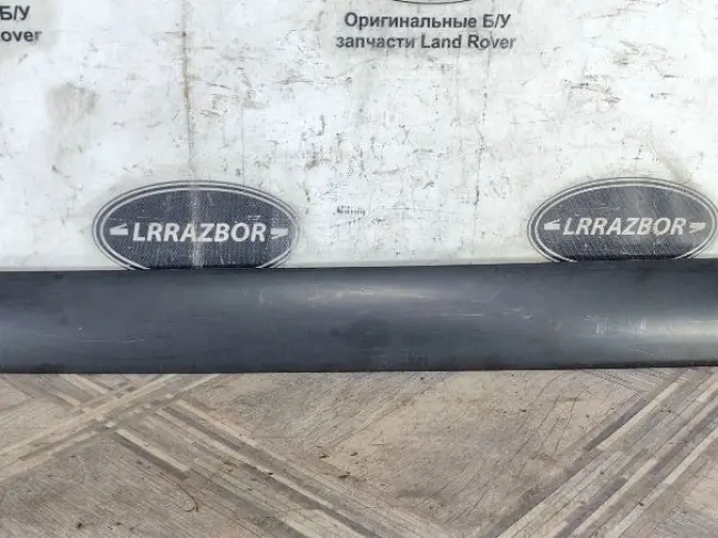 Молдинг стойки левый Range Rover 3 L322 02-12: фото #1