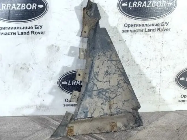 Треугольник подкрылка левый Range Rover L322 05-12: фото #1