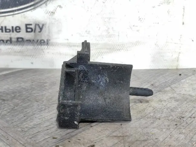 Кронштейн радиатора левый Range Rover 3 L322: фото #5