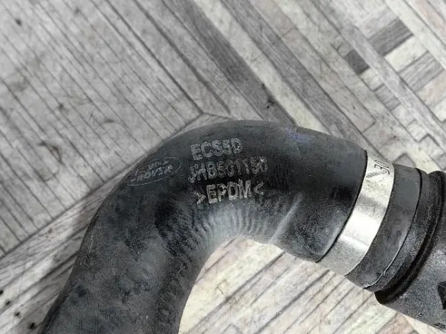 Патрубок системы охлаждения Range Rover L322 09-12: фото #2