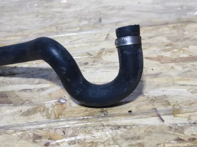 Патрубок охлаждения Range Rover 3 L322 3.6: фото #2