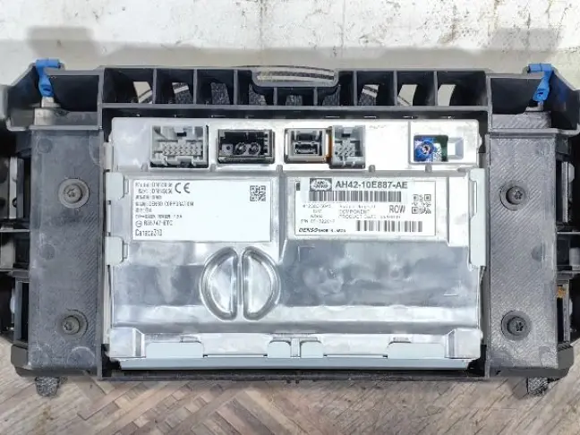 Монитор Range Rover 3 L322 2009-2012: фото #6