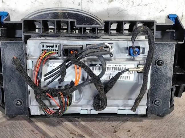 Монитор 2-х режимный Range Rover 3 L322 2009-2012: фото #5